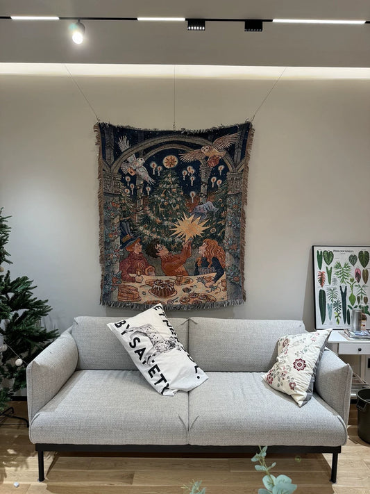 Magic Feast Throw Blanket – Fantasy Wizard Hall Tapestry, 130×160cm